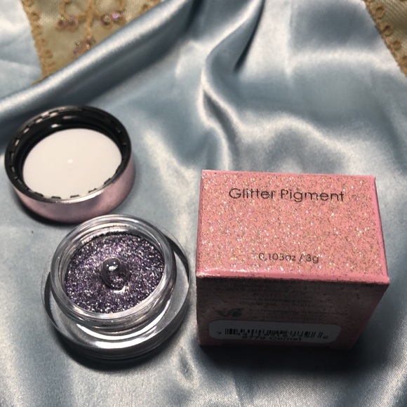 BODYOGRAPHY High Shine Glitter Shadow in COMET - Picture 3 of 12